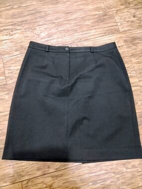 HOTTT Classic Talbots Black Tailored Pencil Skirt Size 14